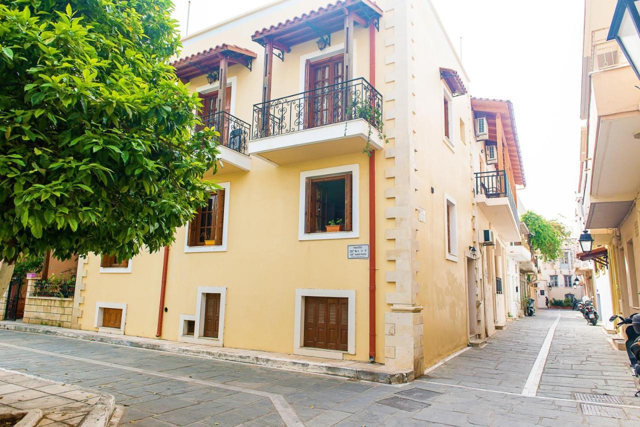 Mat Old Town Apartments A Rethymno  Bagian luar foto